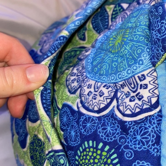 NEW VERA BRADLEY DUFFEL BAG - Picture 3 of 6